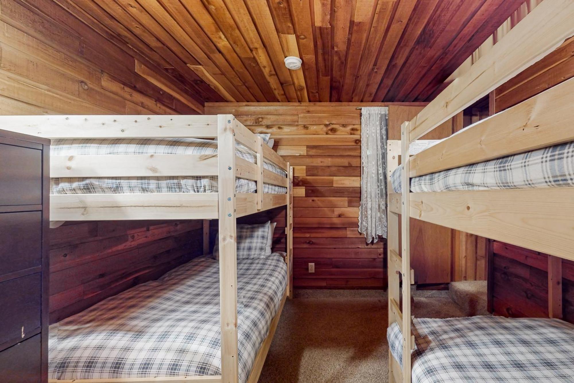 Swiss Haus Villa Government Camp Room photo